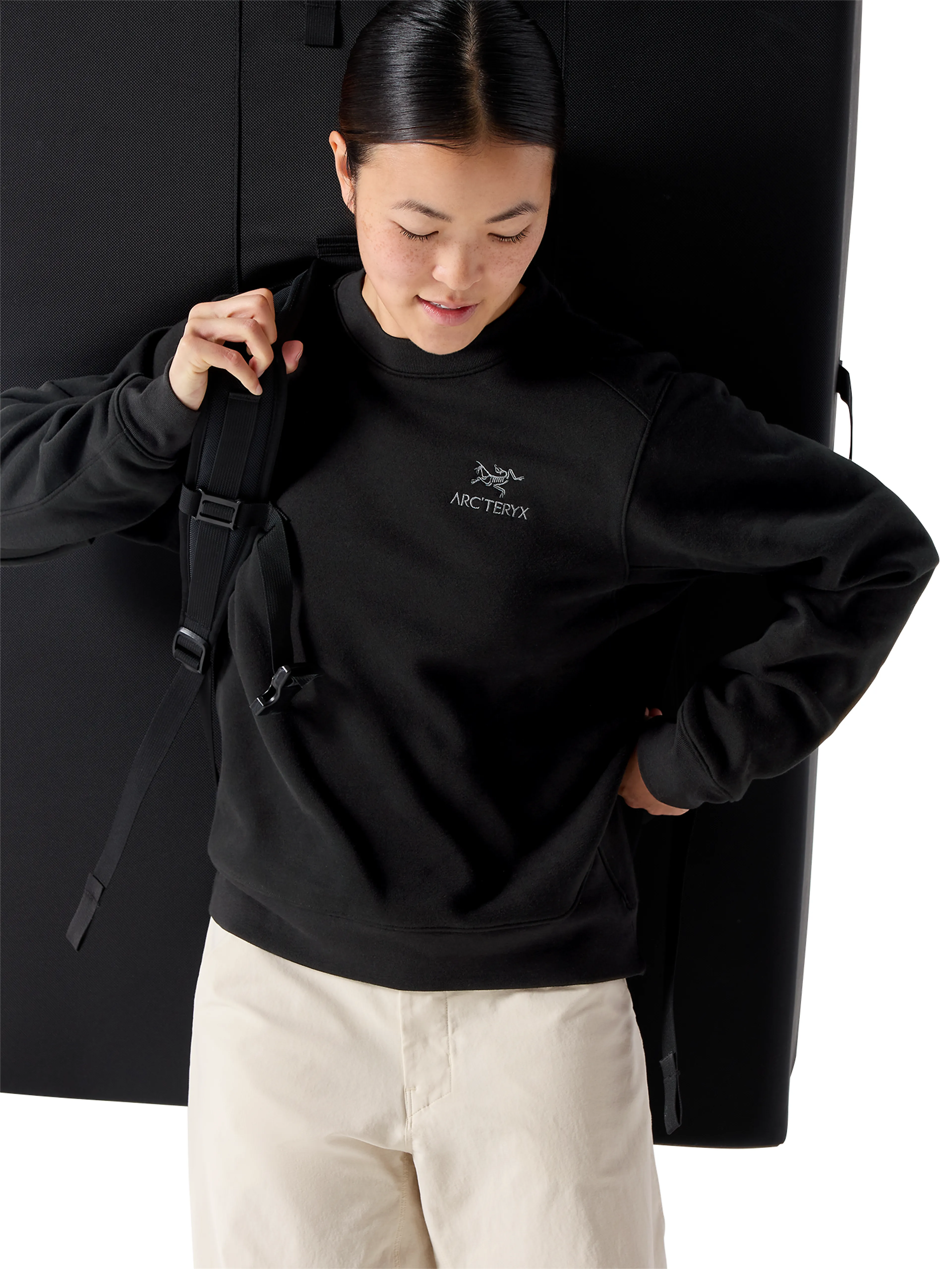 Emblem Fleece Crew W