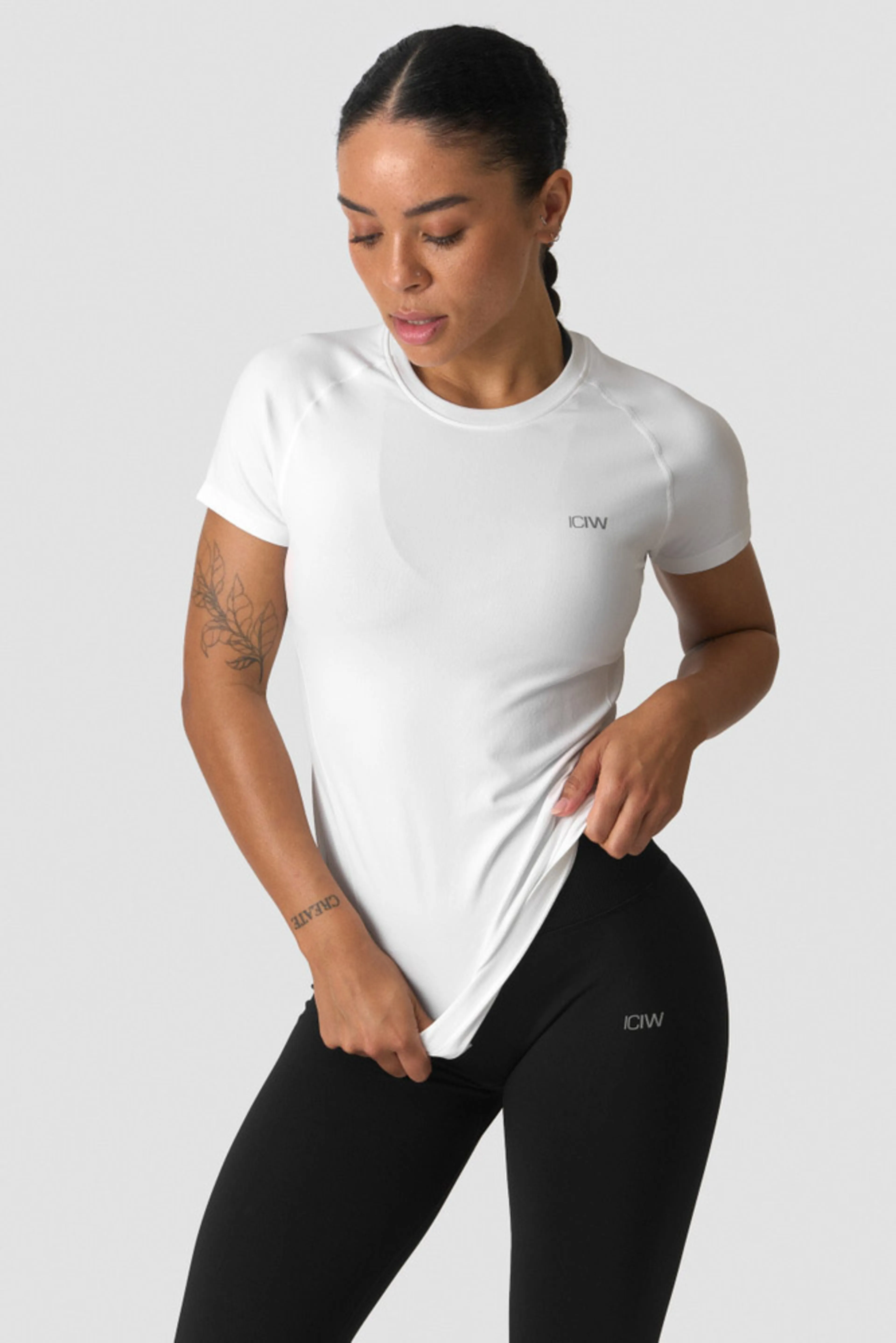 Define Seamless T-shirt W