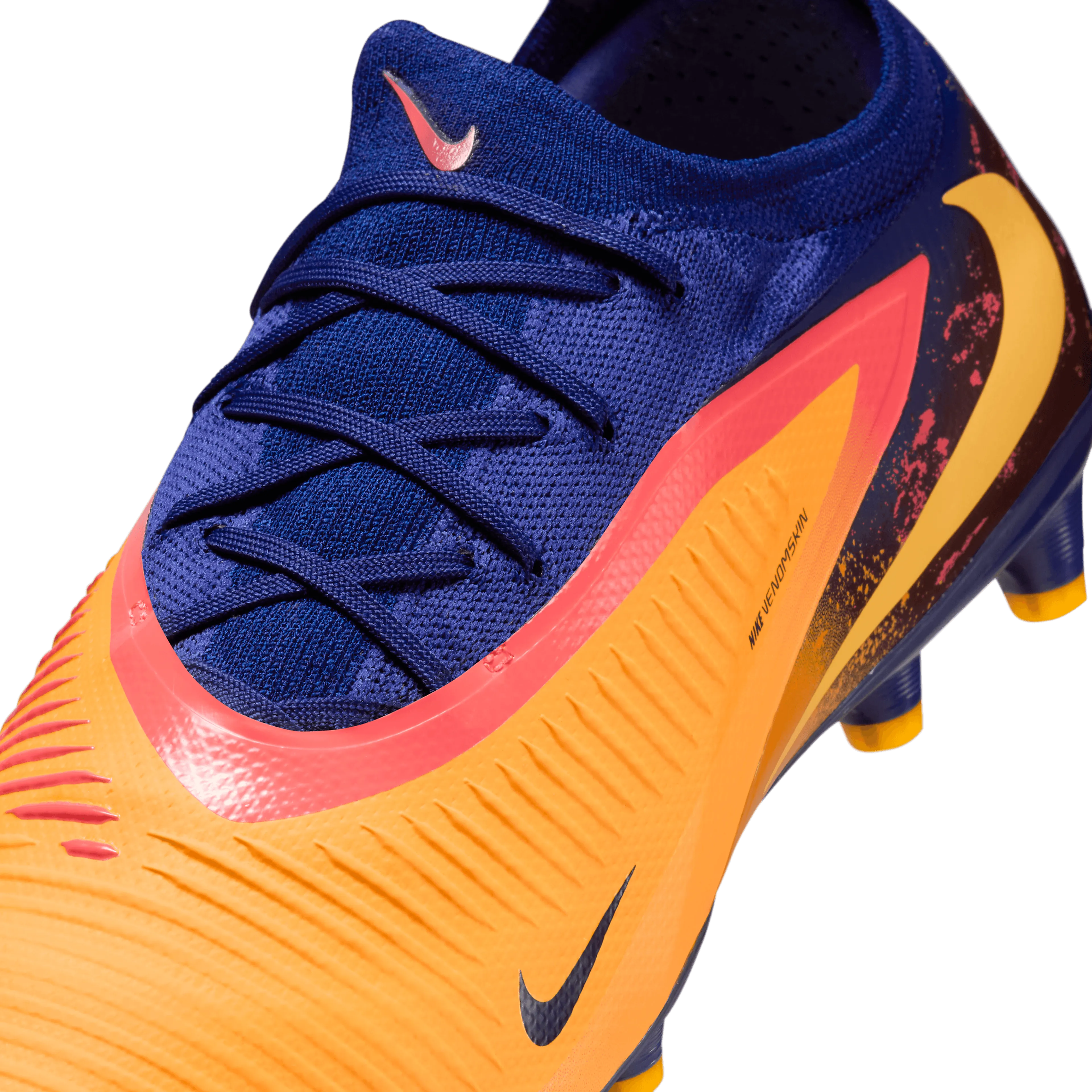 Phantom 6 Low Pro "Erling Haaland" Artificial-Grass Fotballsko Kunstgress