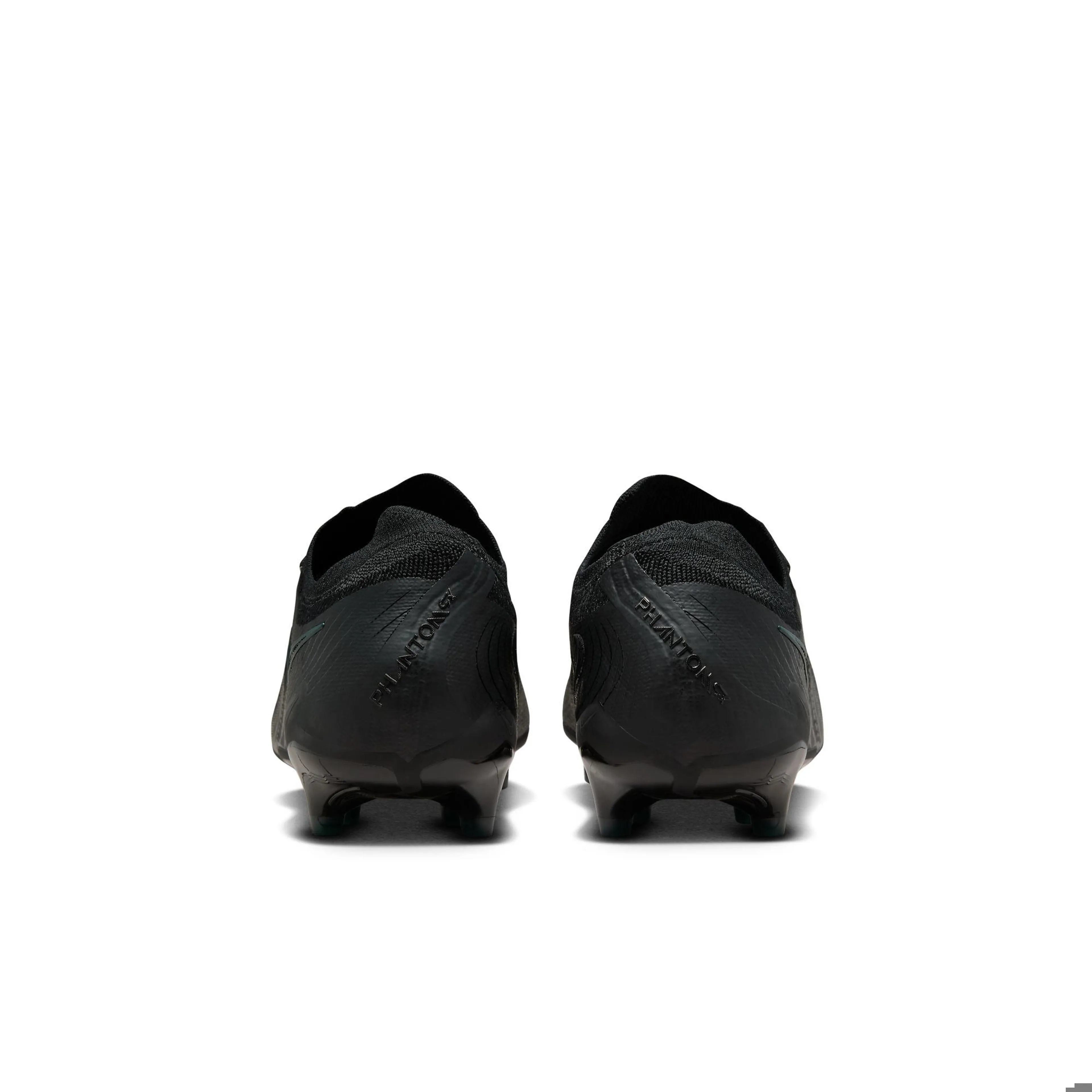 Phantom GX 2 Elite AG Low-Top