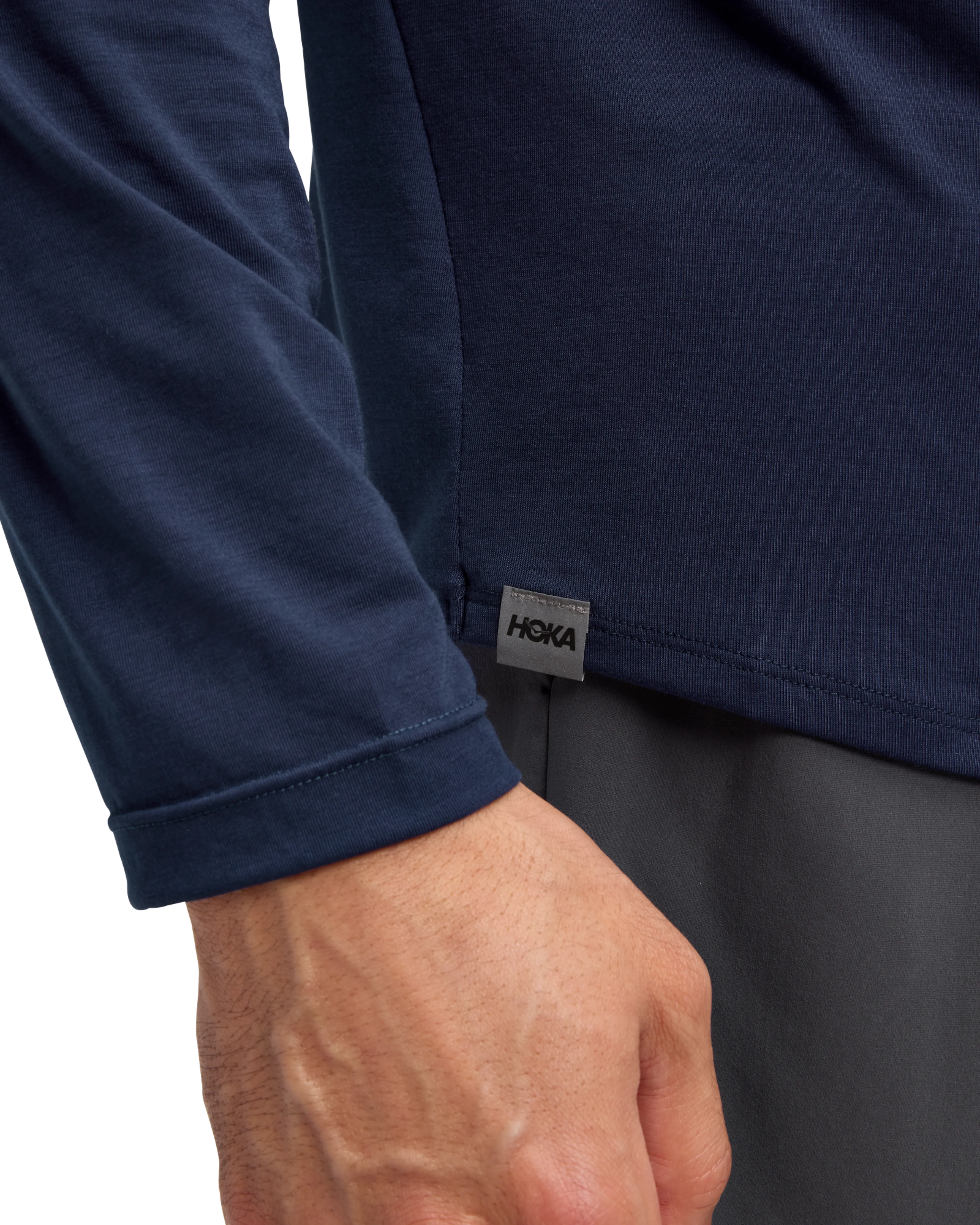 M HOKA ESSENTIAL LS TEE