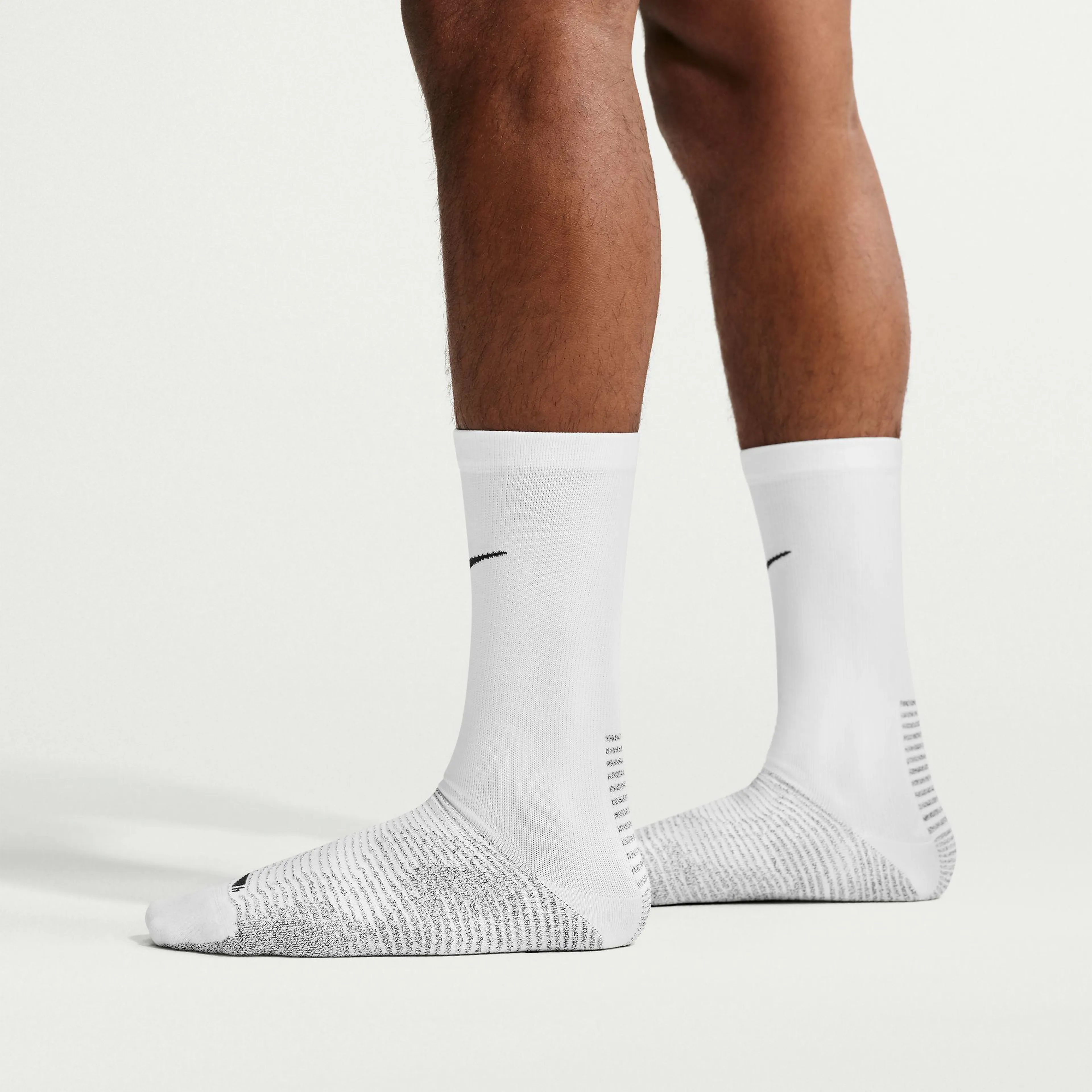 NikeGrip Vapor Strike Soccer Crew S