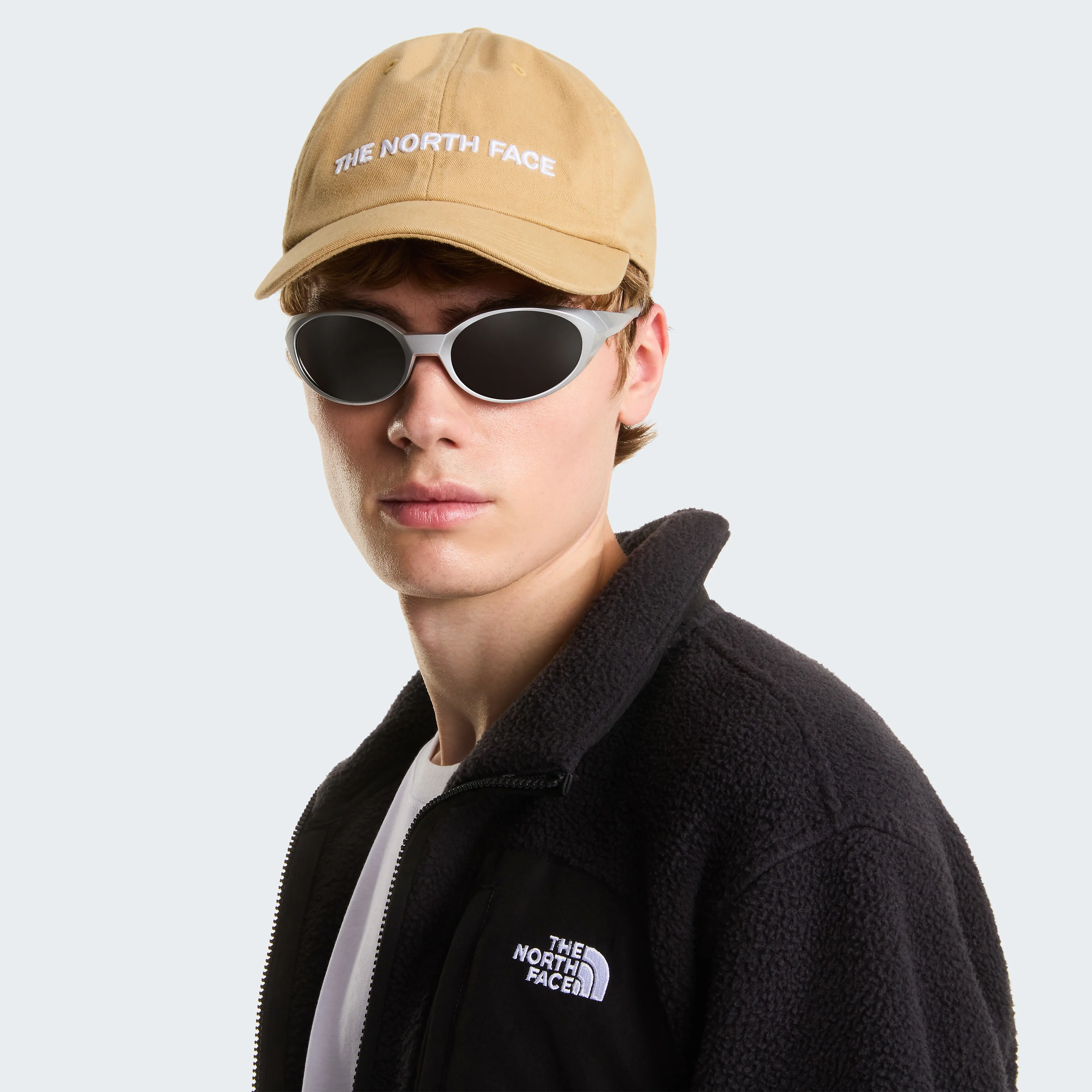 ROOMY NORM HAT