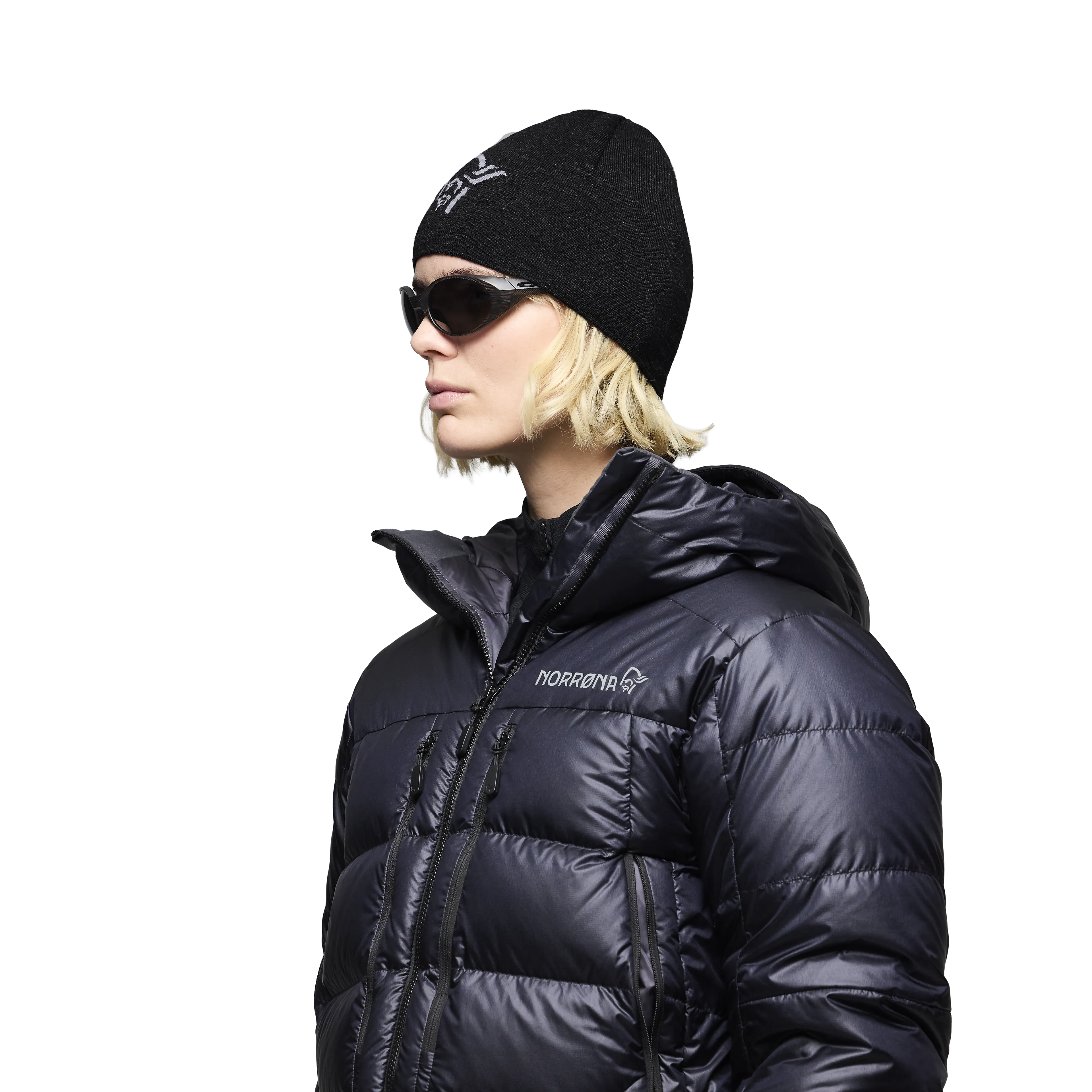 /29 light merinoUll logo Beanie