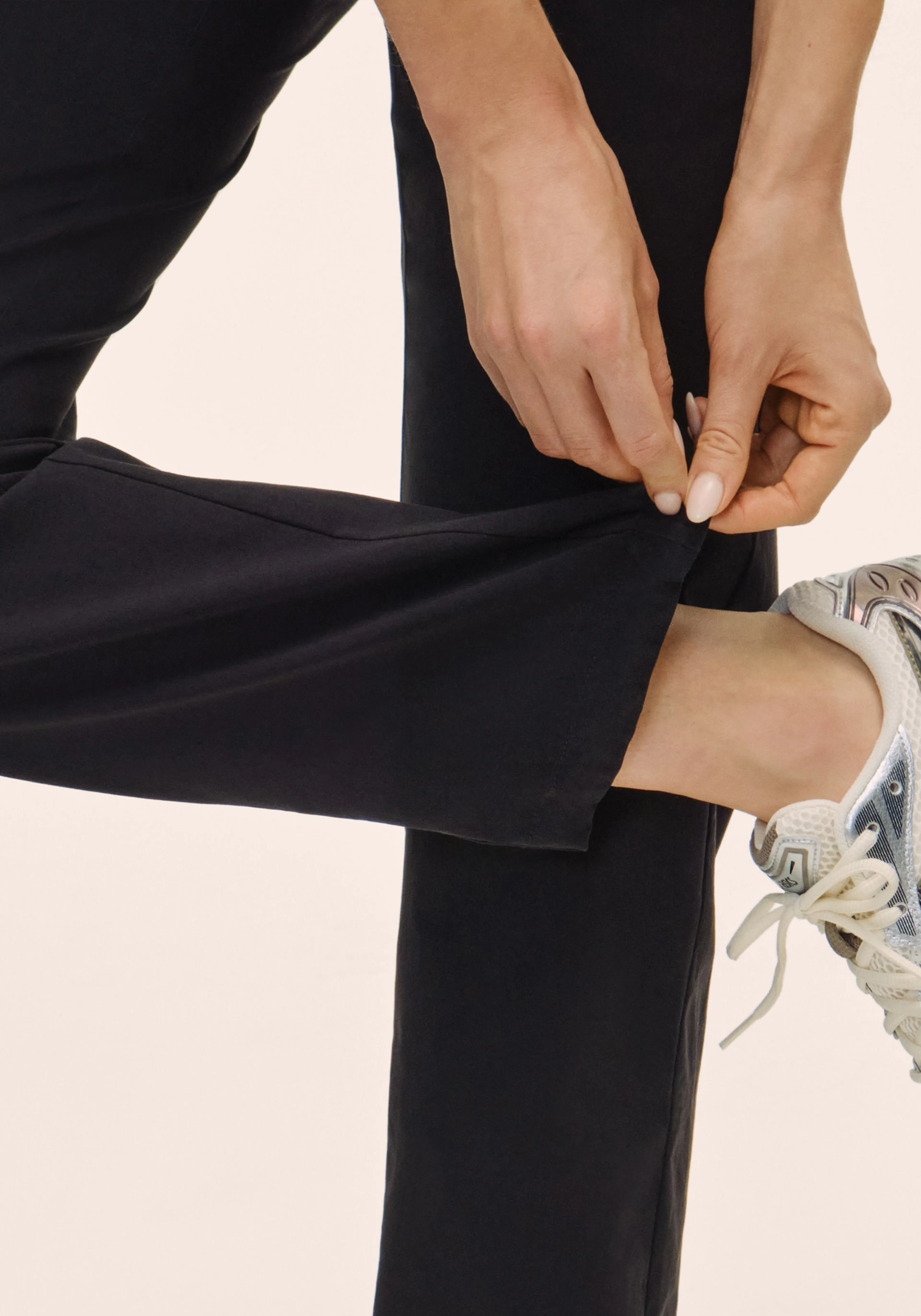 Daily Woven Pant