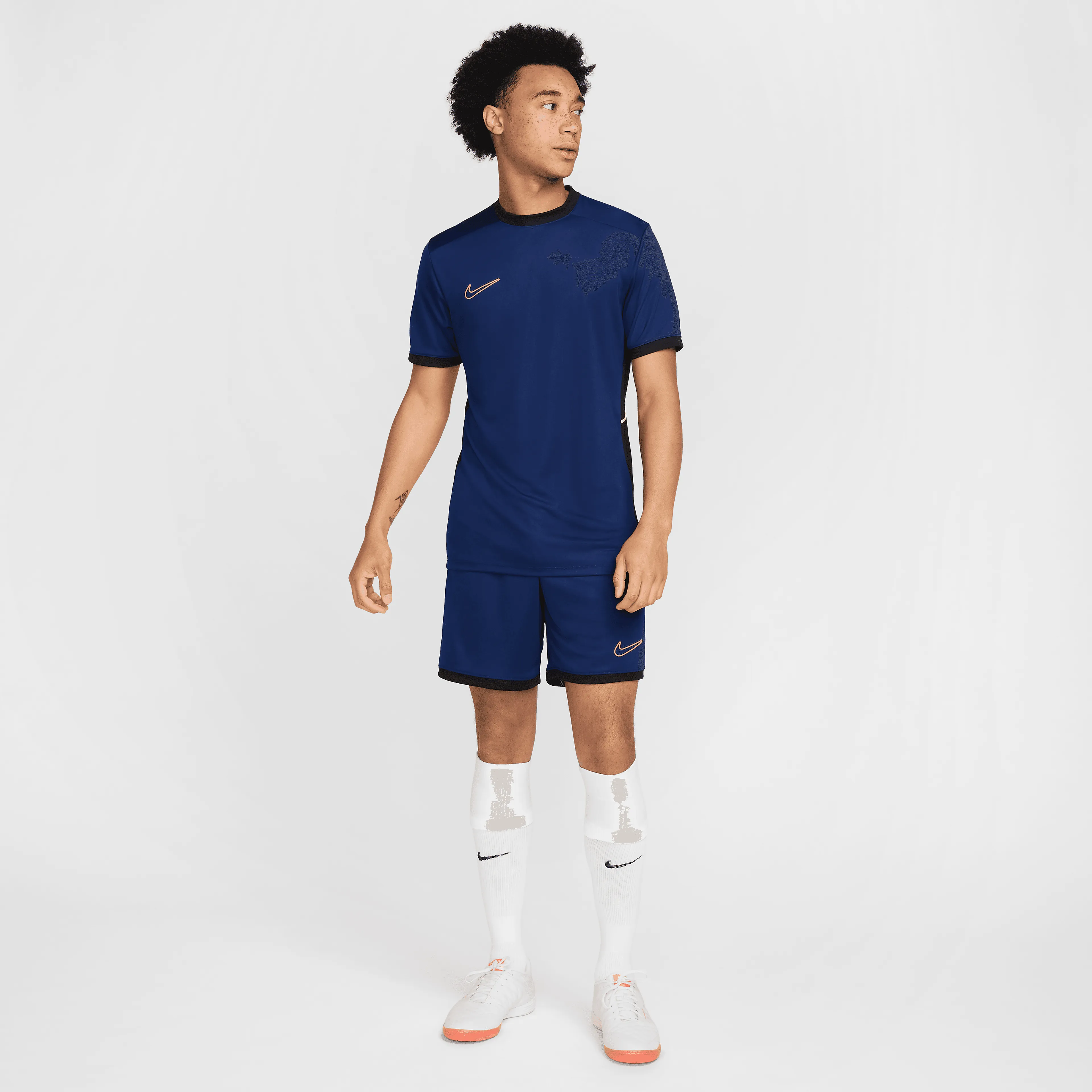  Academy Dri-FIT Short-Sleeve Soccer Top