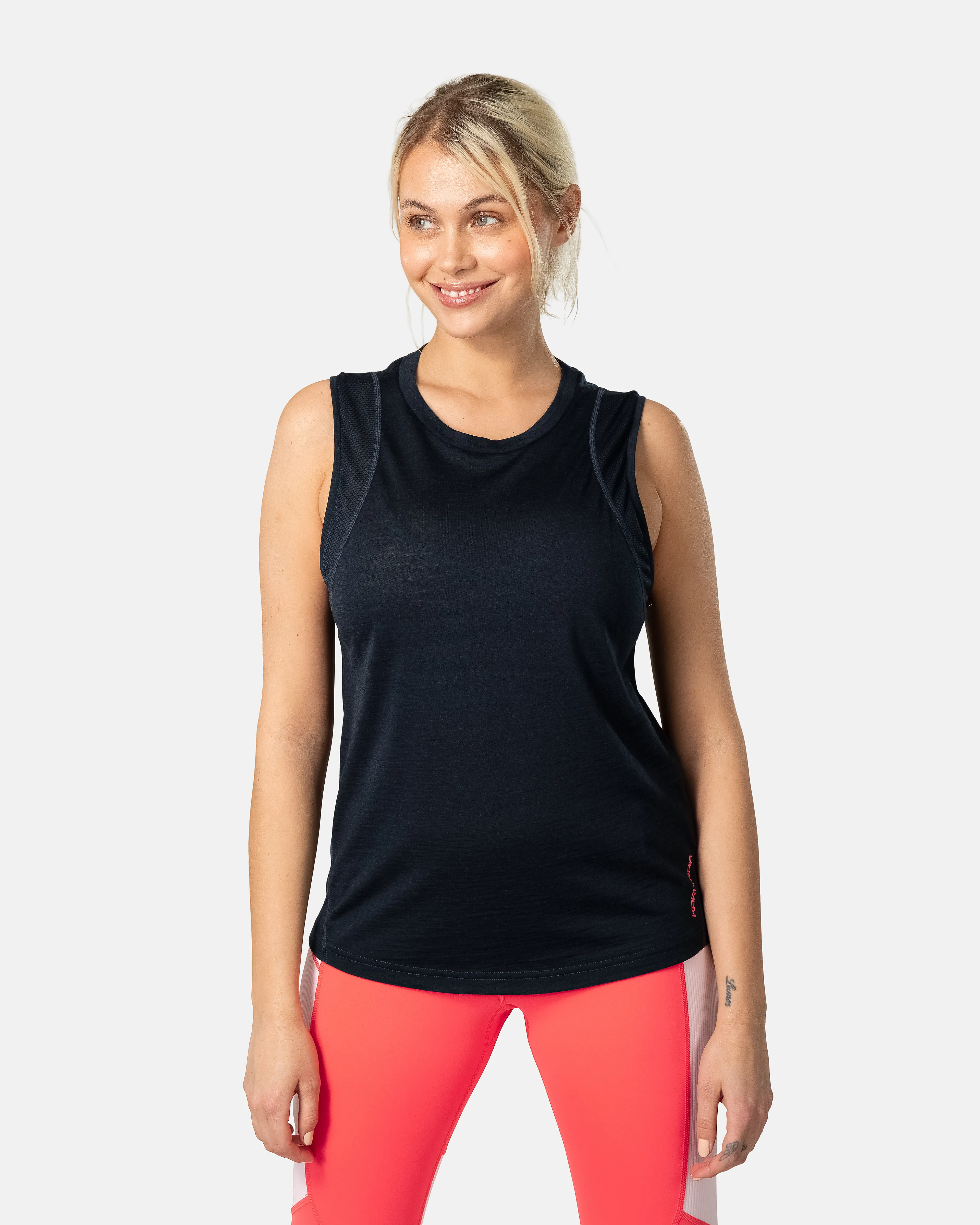 EMBLA WOOL TOP