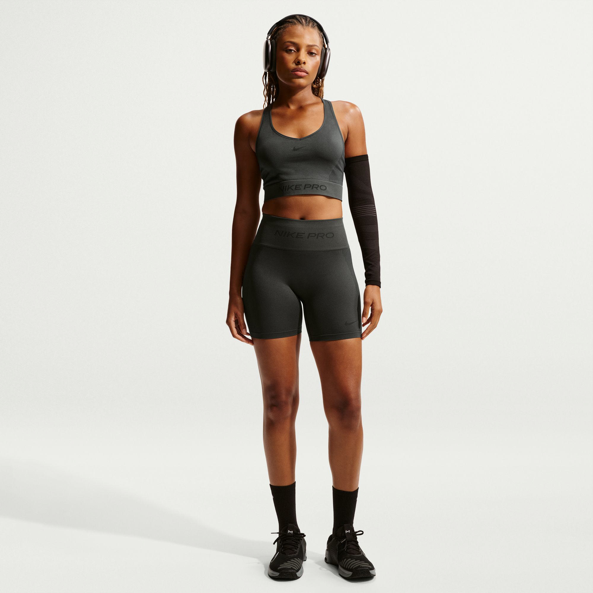 Pro Seamless Women's Dri-FIT Cropped Tank Top