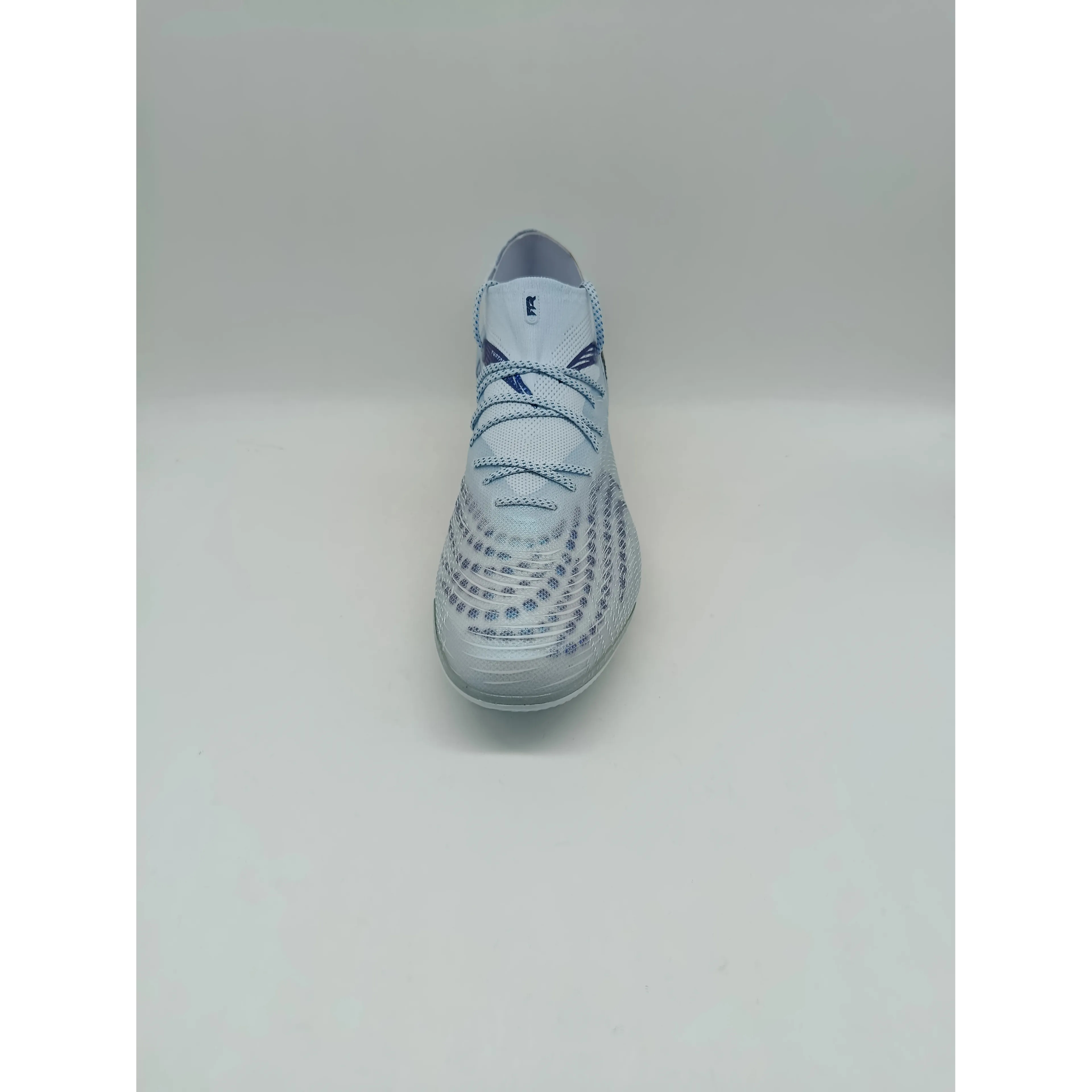 FUTURE 9 ULTIMATE AG Wn s