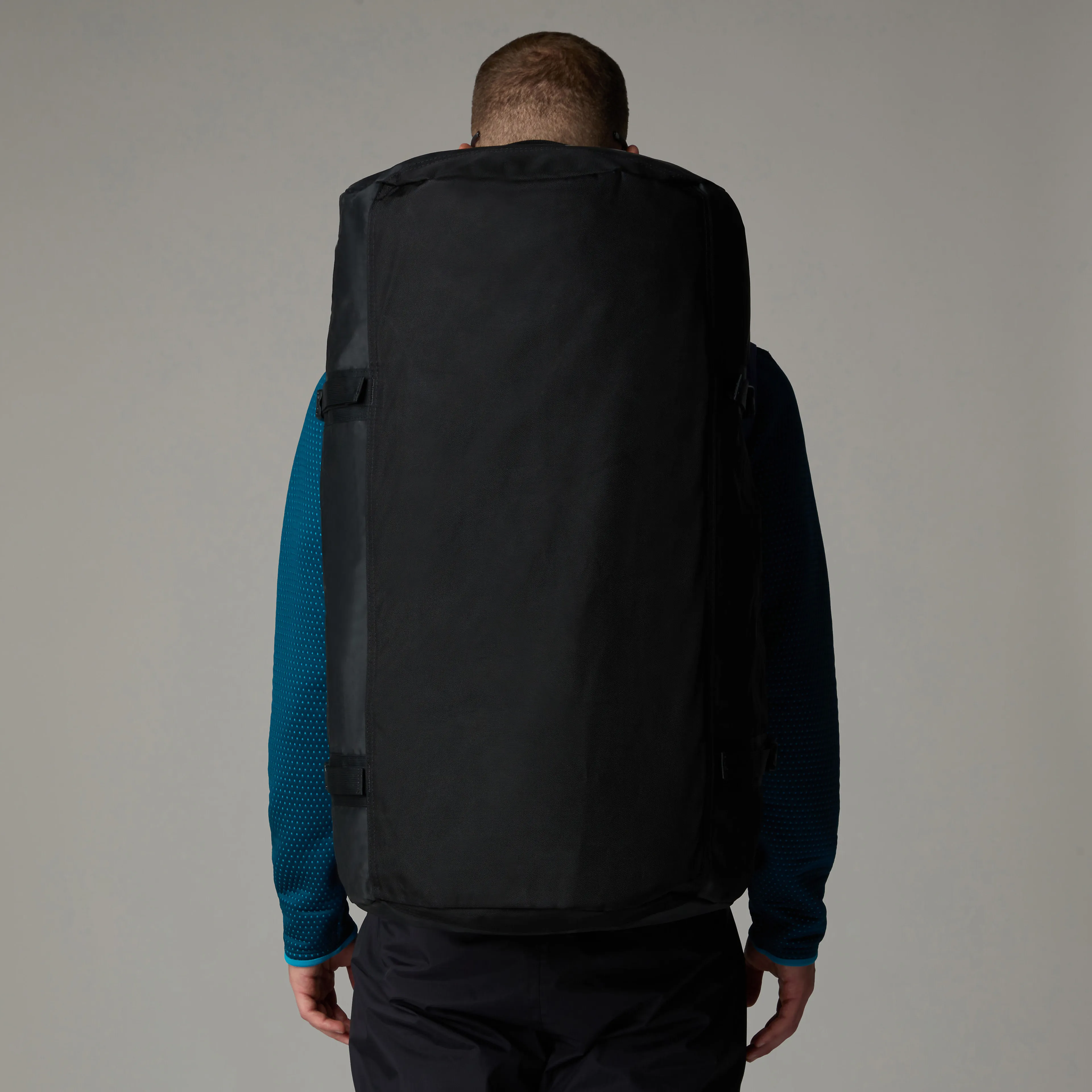 BASE CAMP DUFFEL L bag