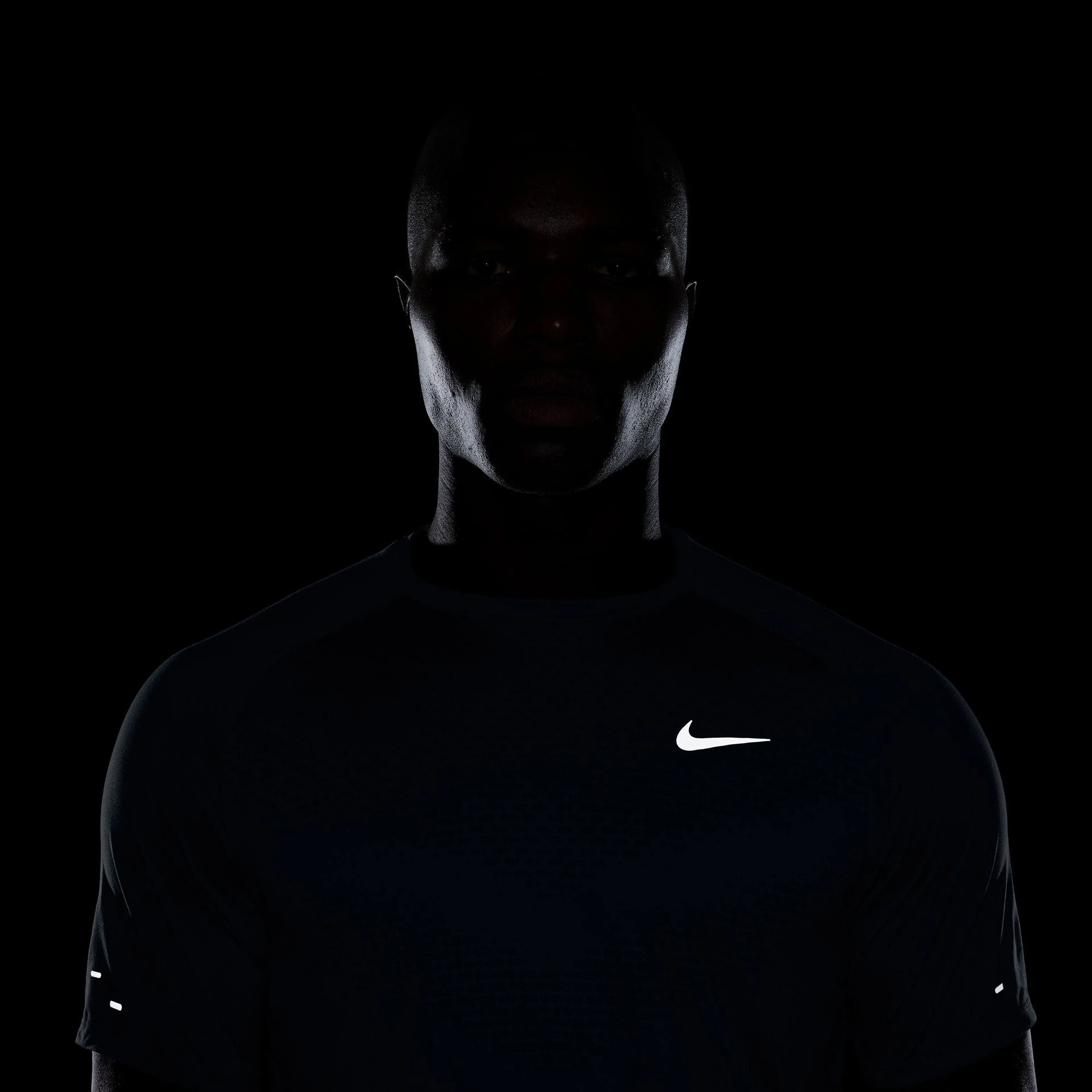 Dri-FIT ADV STRIDE TOP