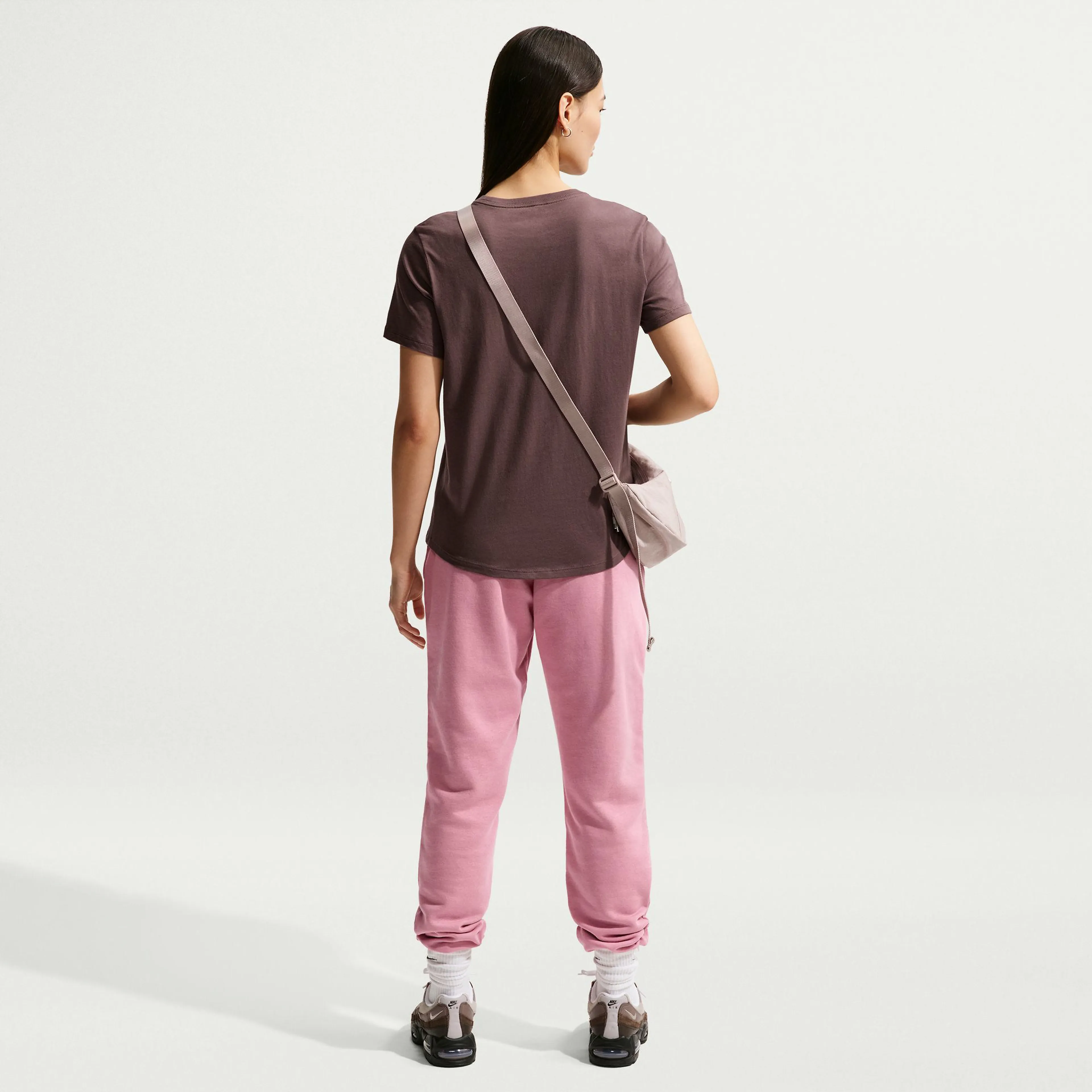 Sportswear Club Essentials Women's T-Shirt