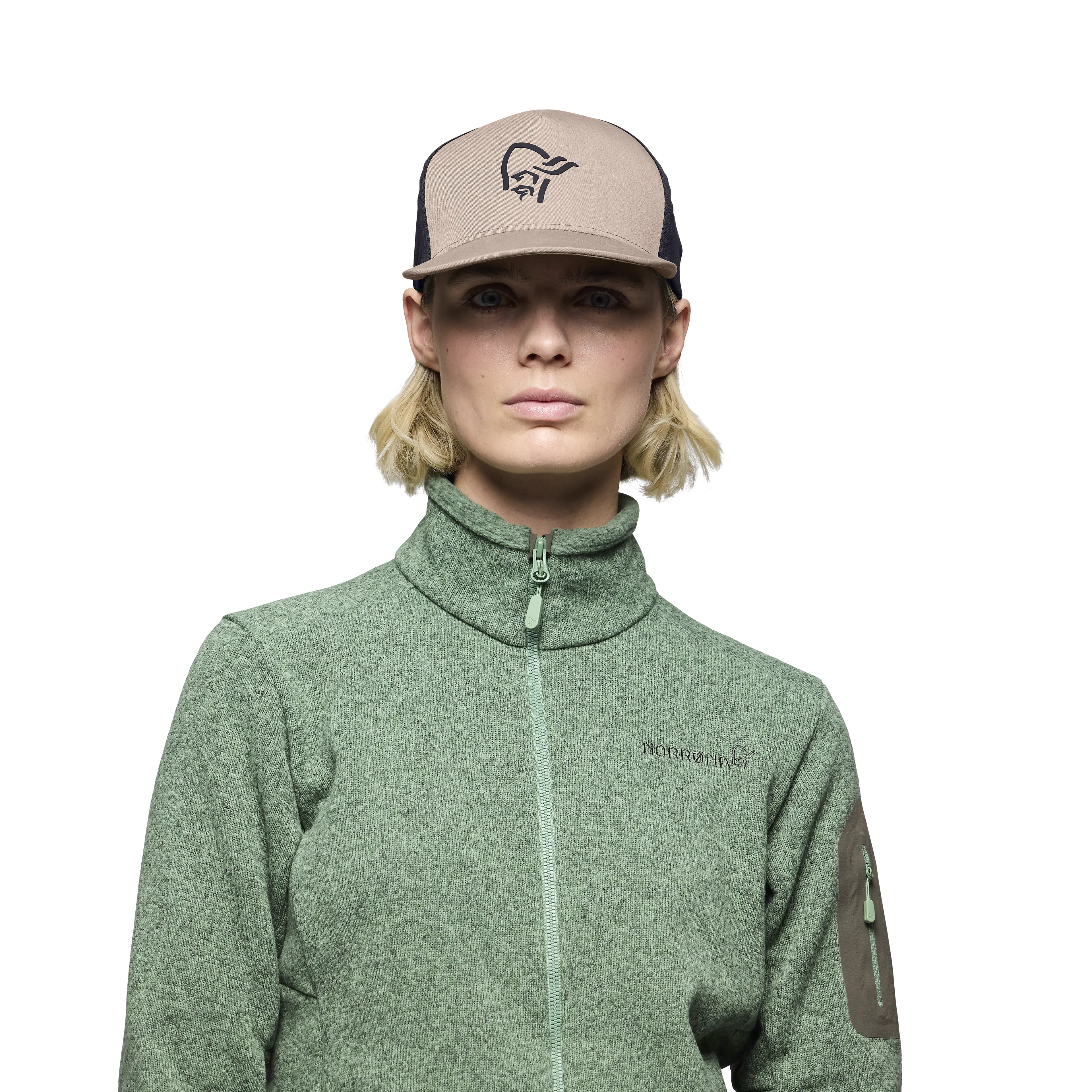 /29 tech trucker Cap