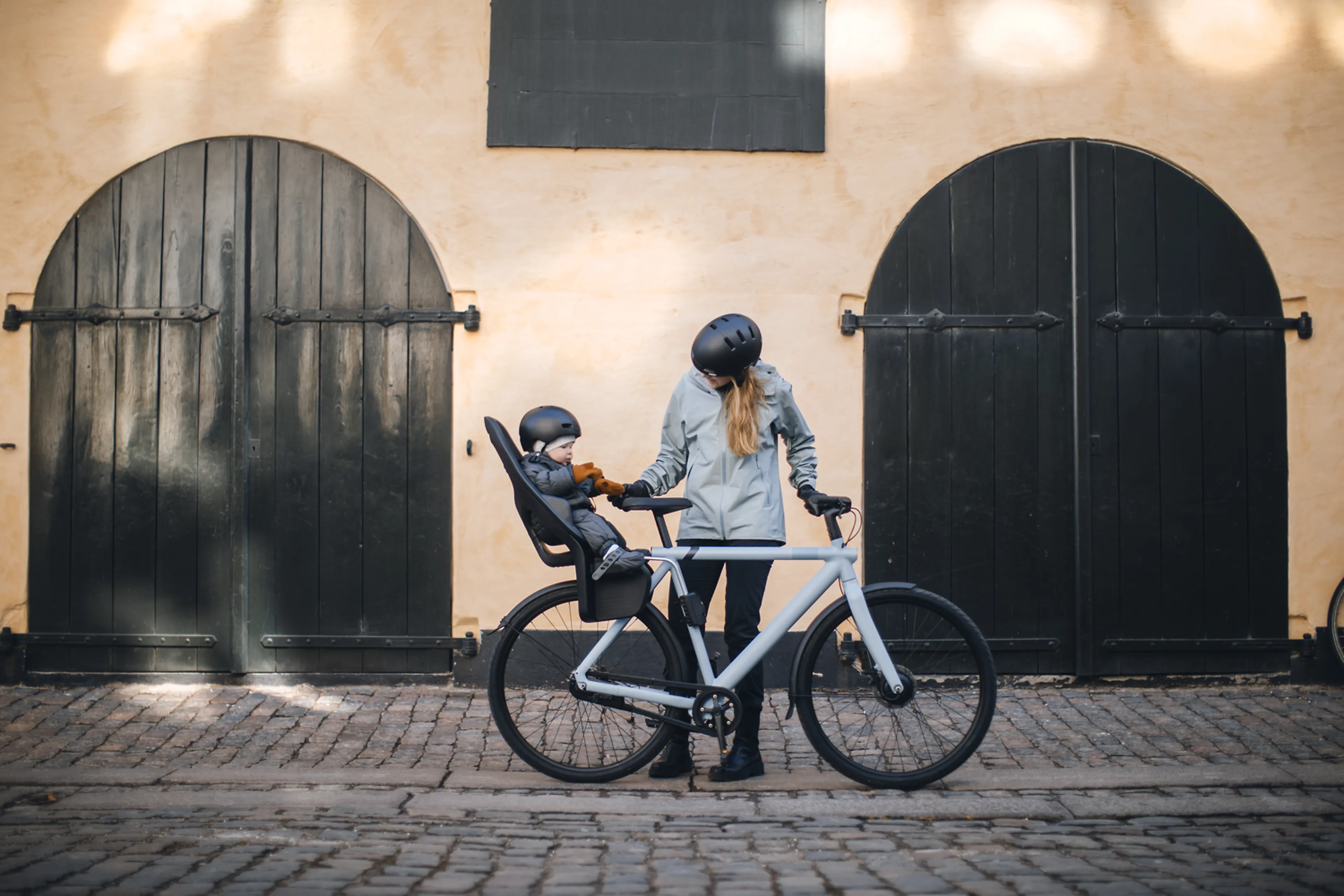 Thule Yepp 2 Maxi FM Midn. Blk