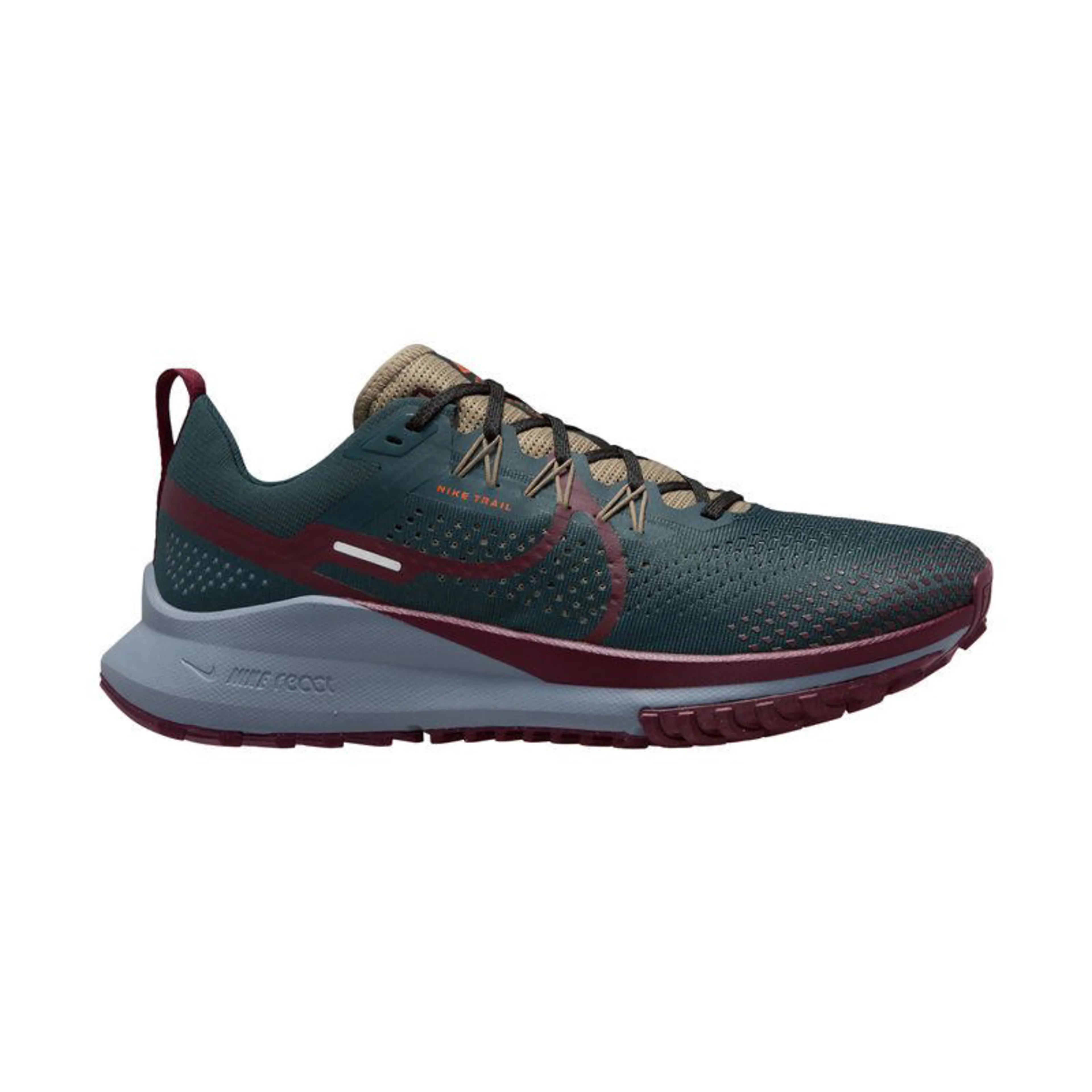 React Pegasus Trail 4