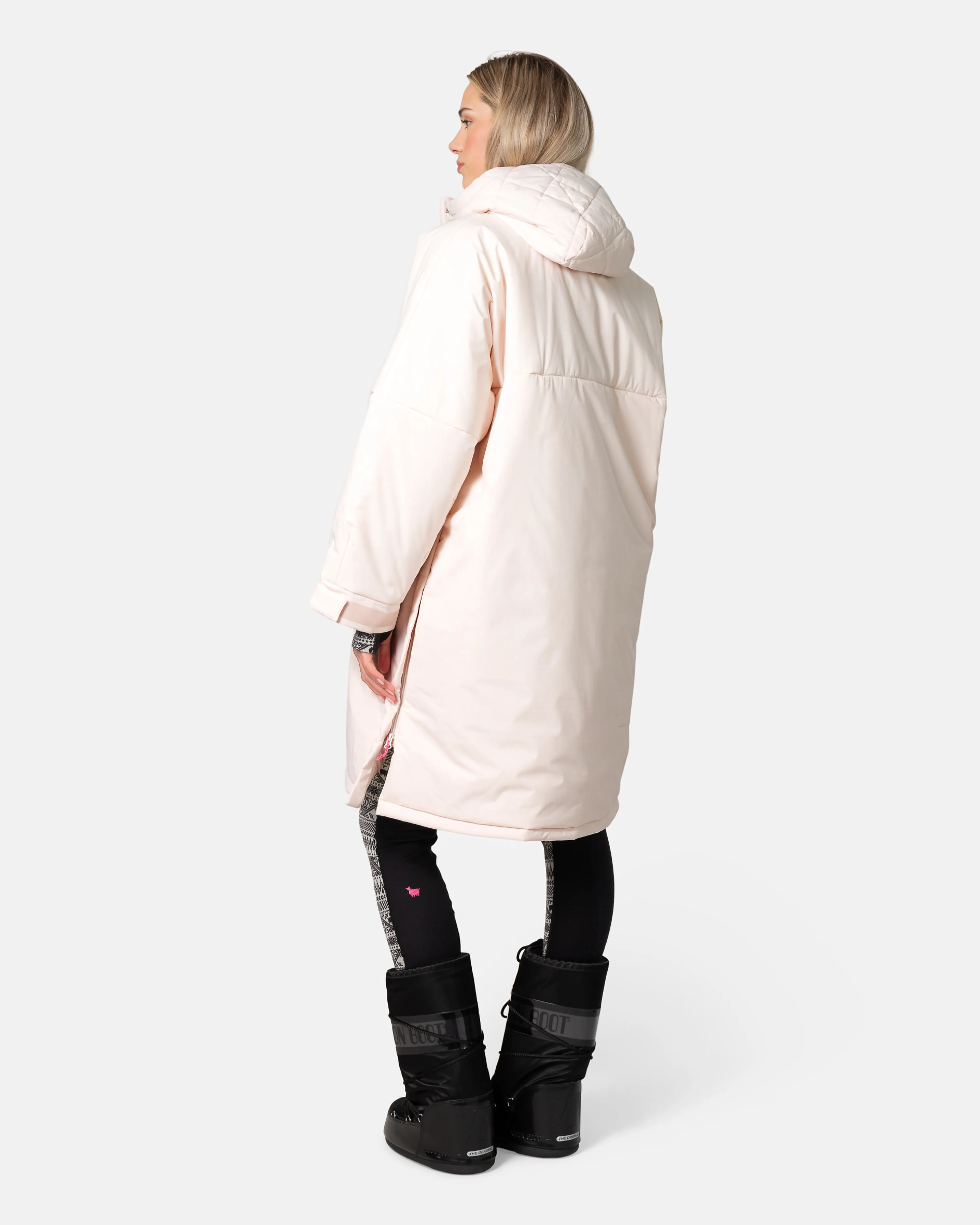 MALENE CAPE