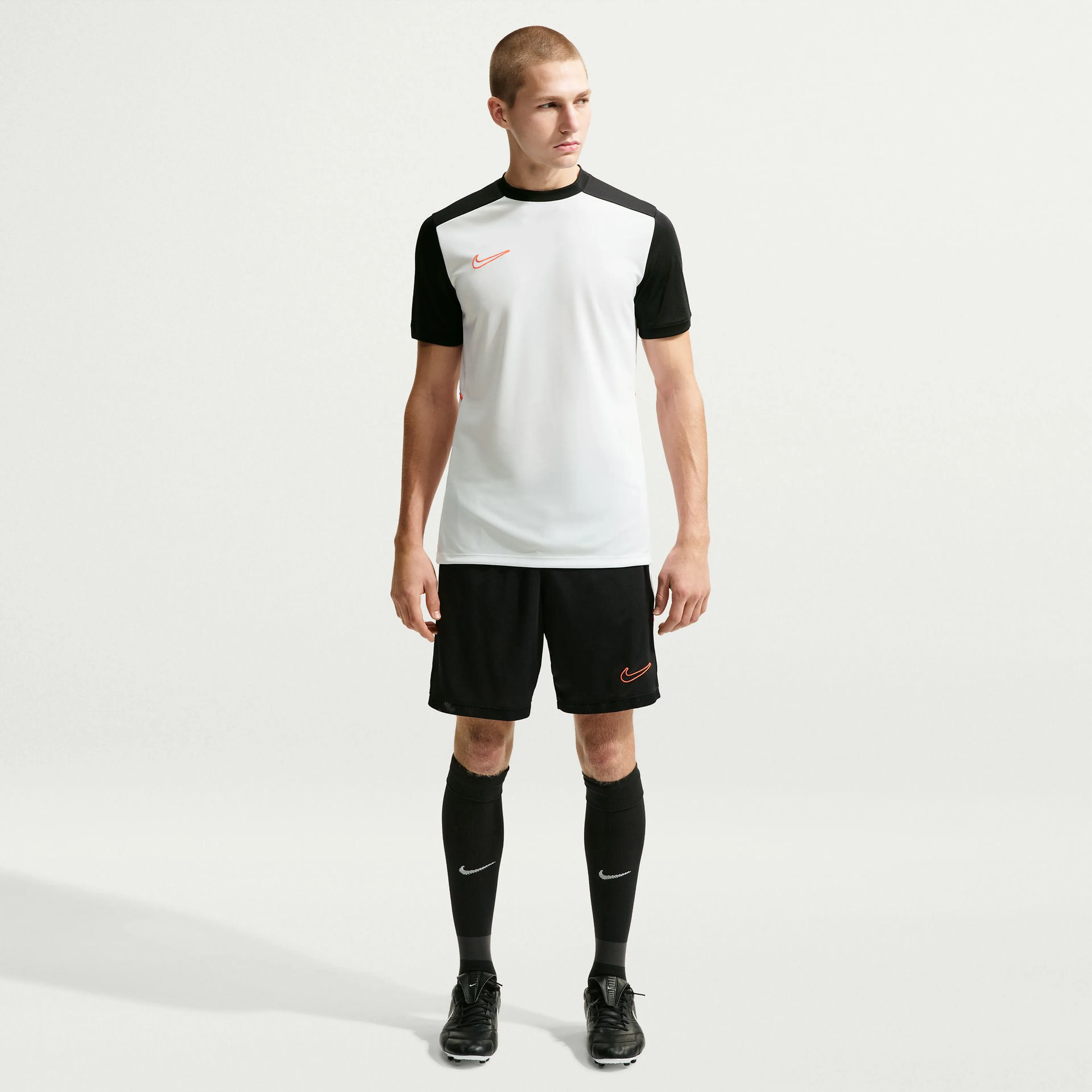  Academy Dri-FIT Short-Sleeve Soccer Top