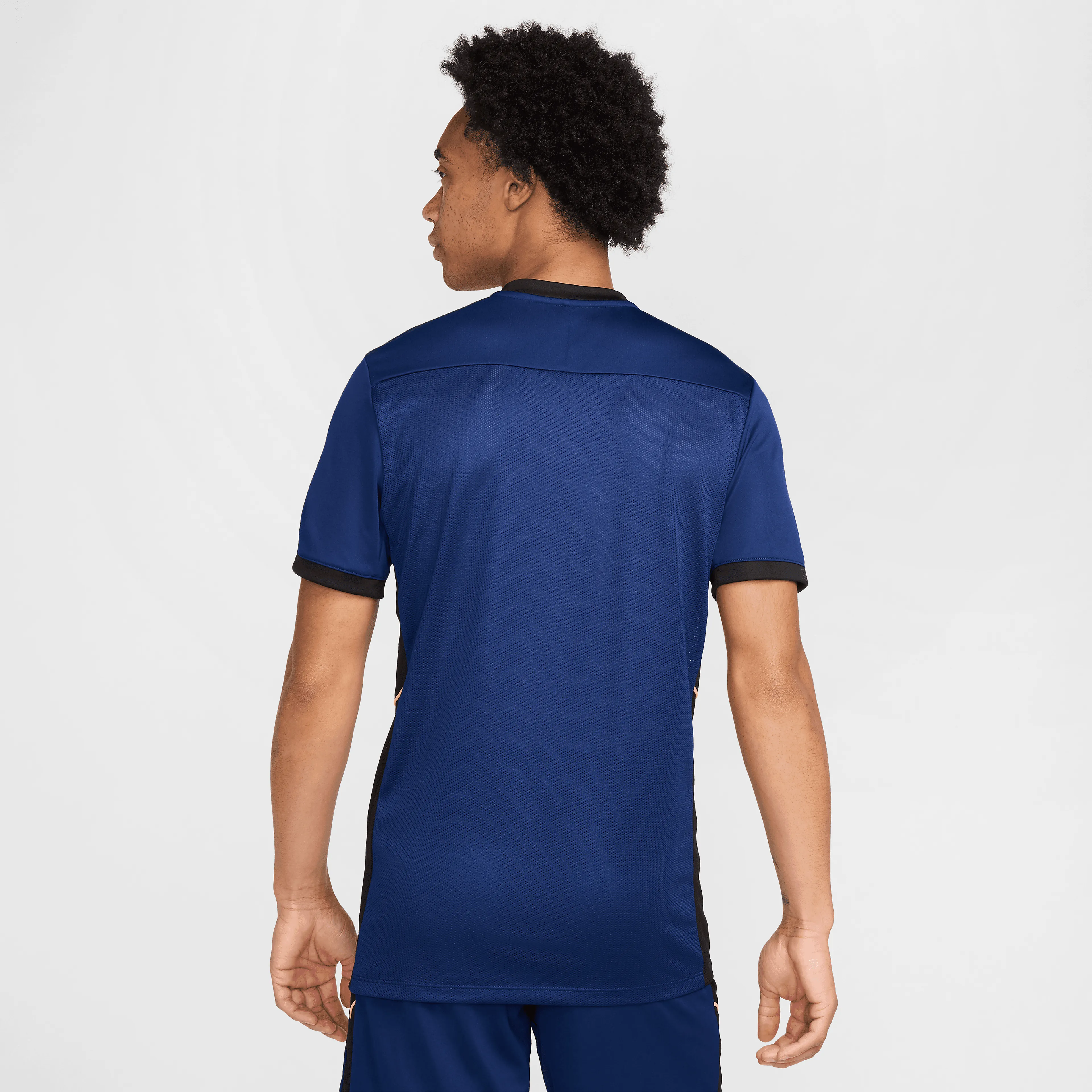  Academy Dri-FIT Short-Sleeve Soccer Top