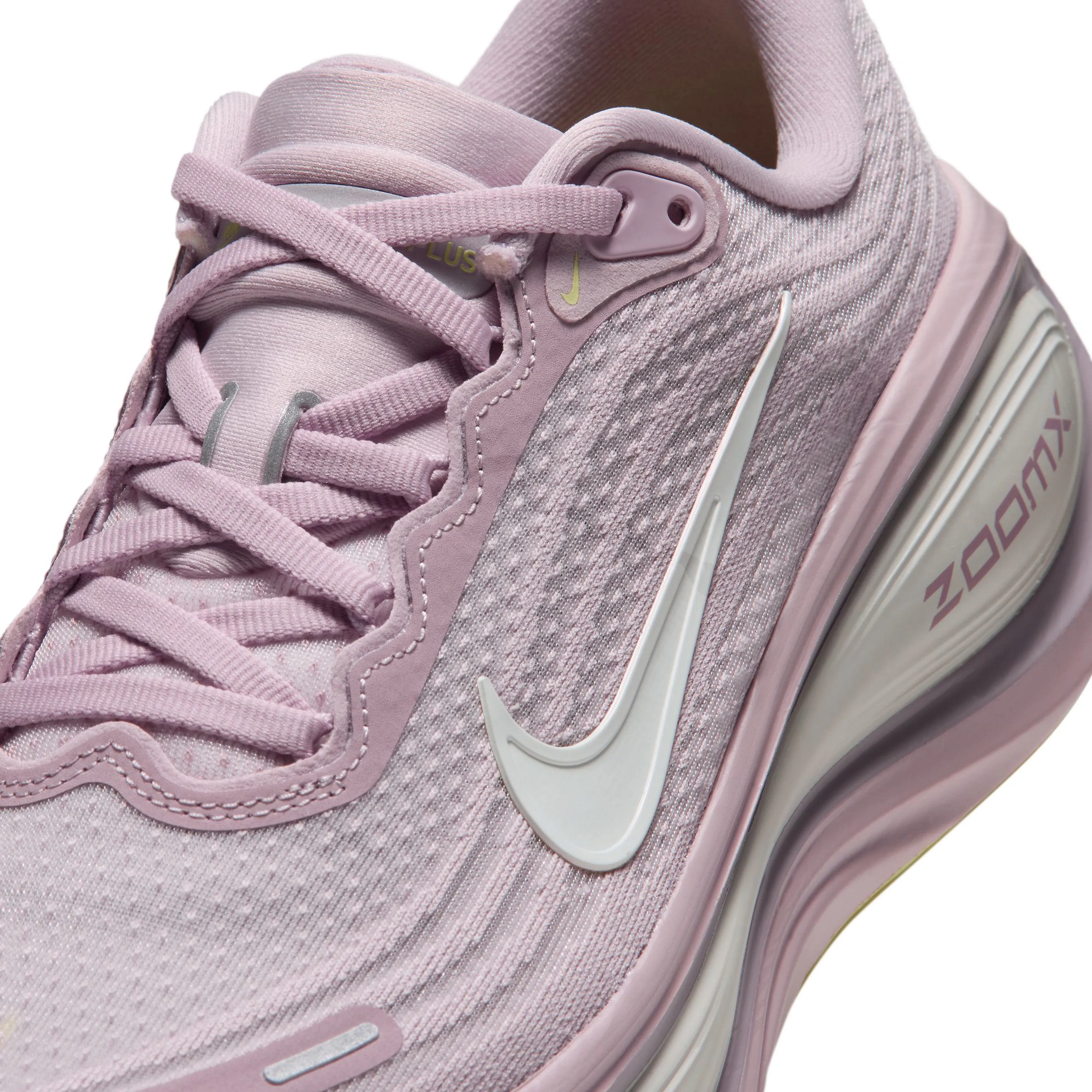 Vomero Plus Women's Road Running Shoes