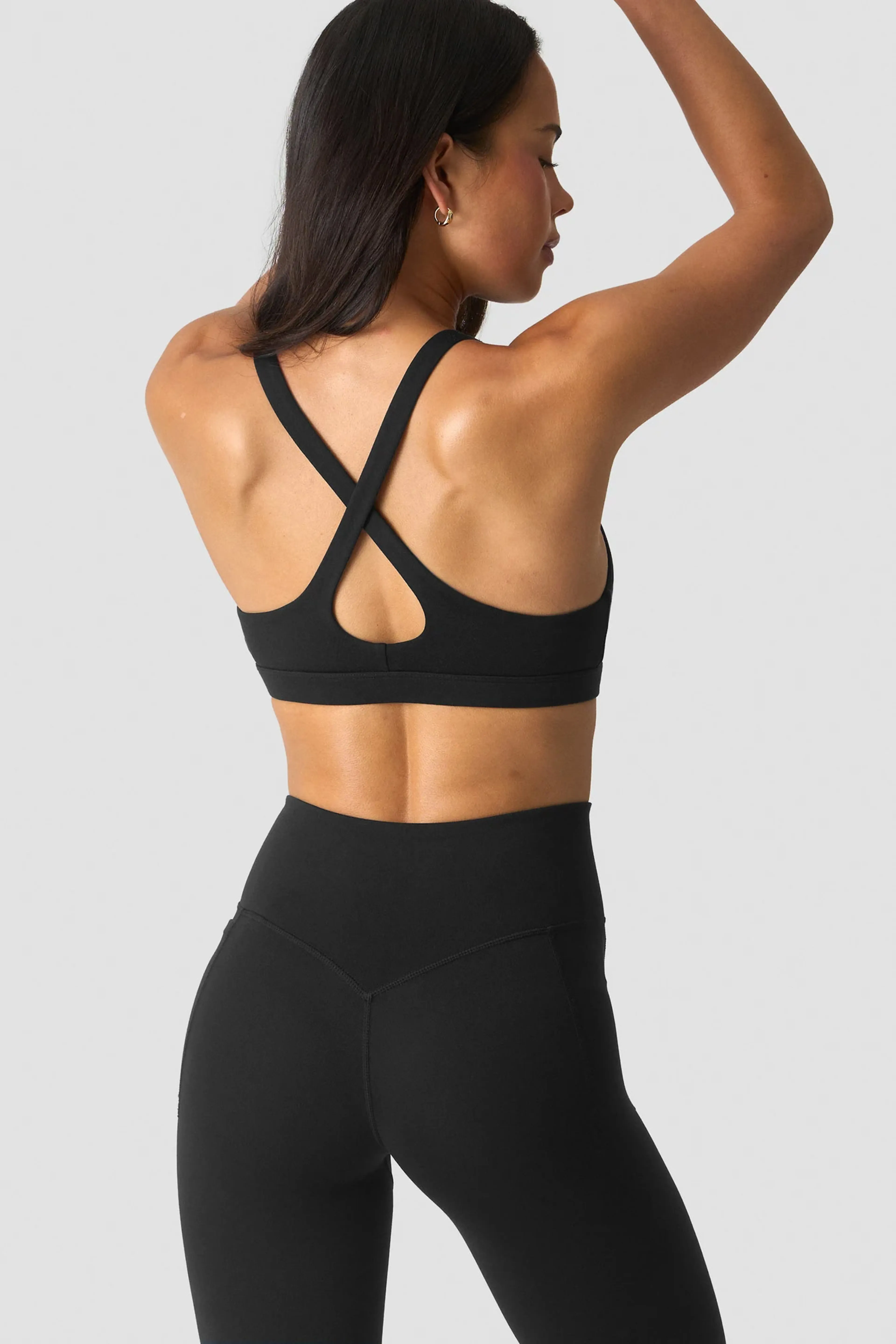 Luxe V-neck Sports Bra W