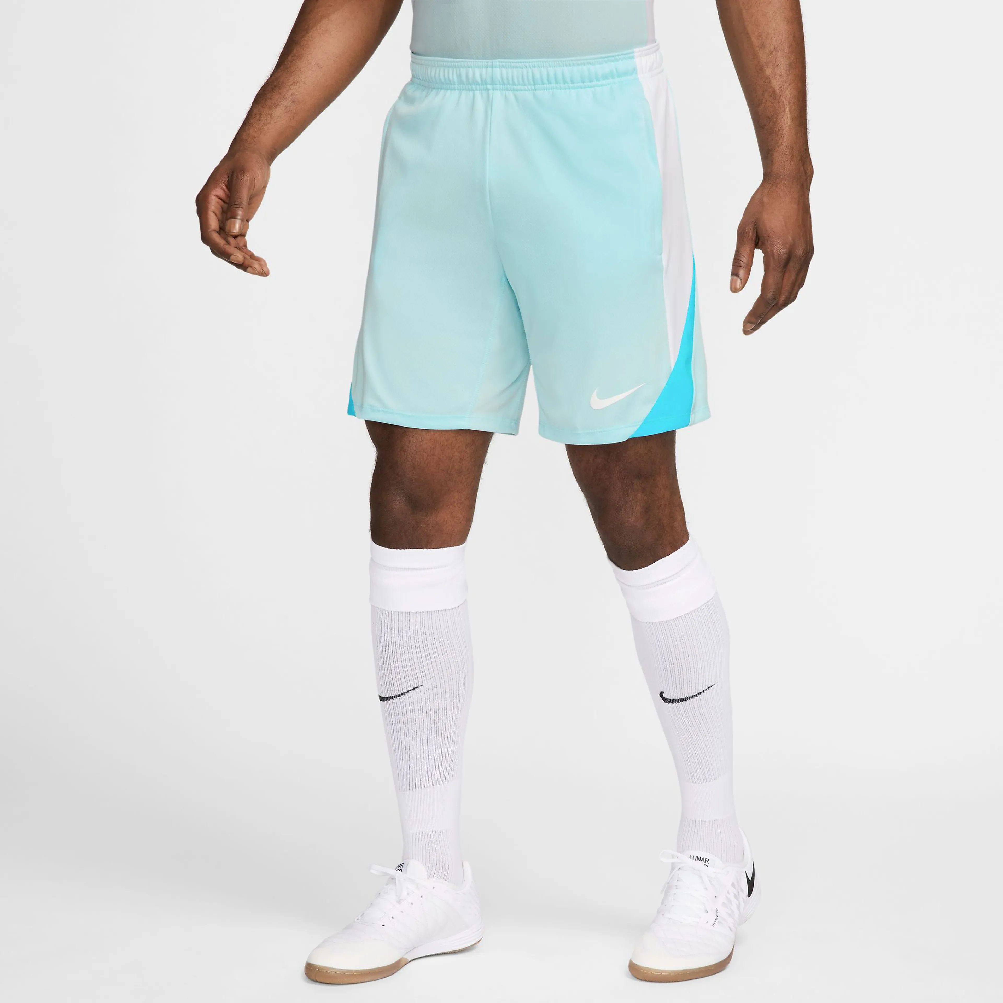 Strike Dri-FIT Global shorts herre