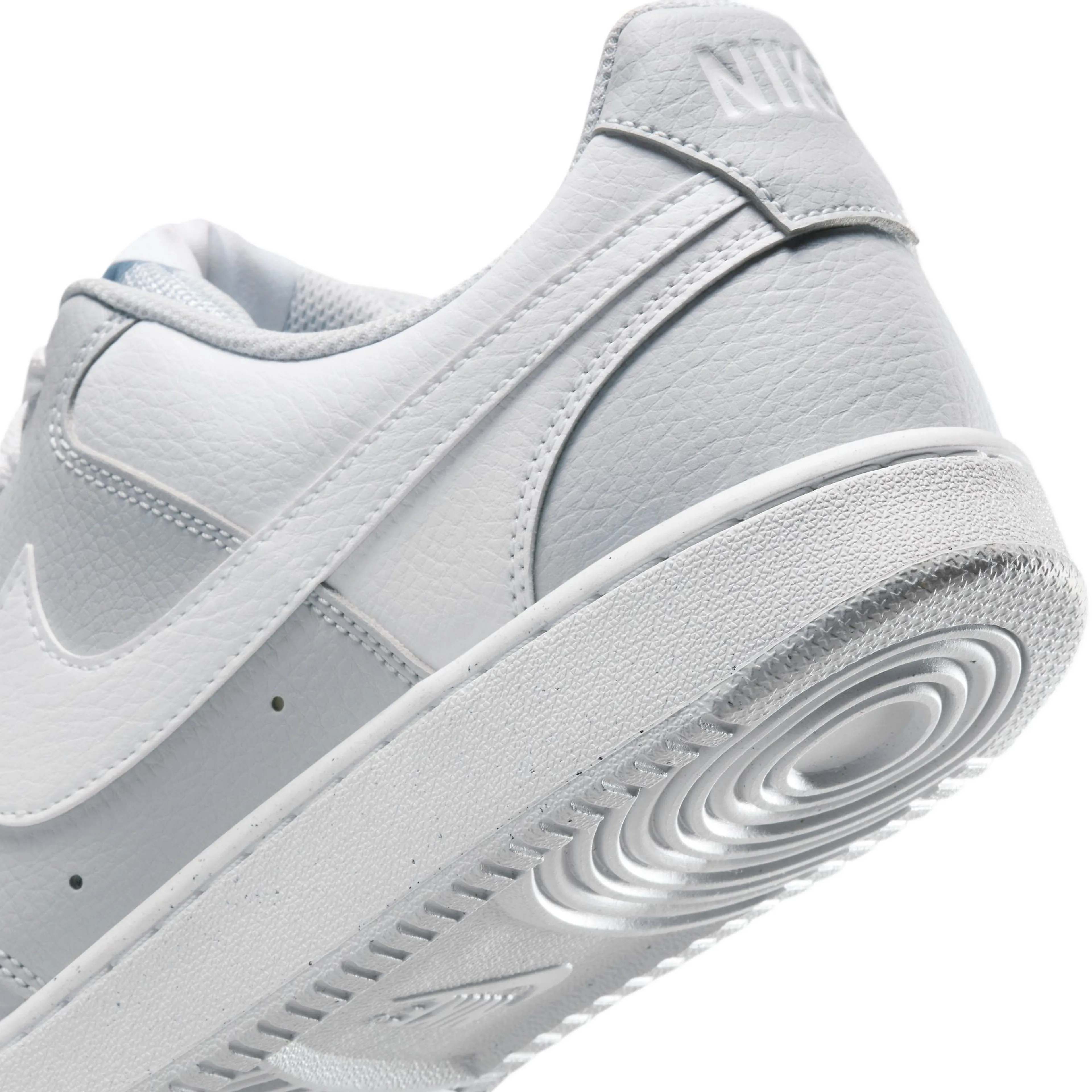 Court Vision Low