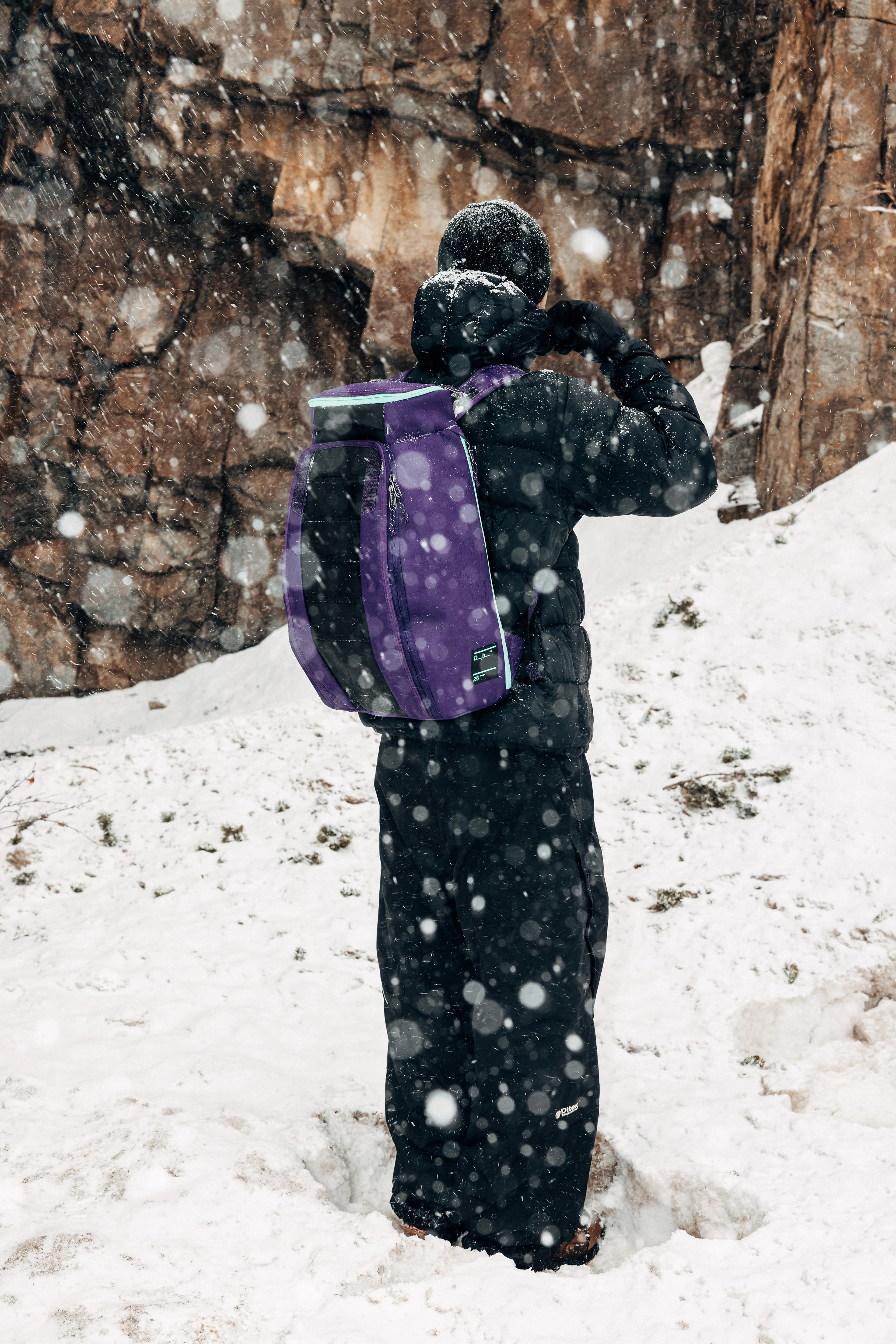 Hugger Backpack 30L